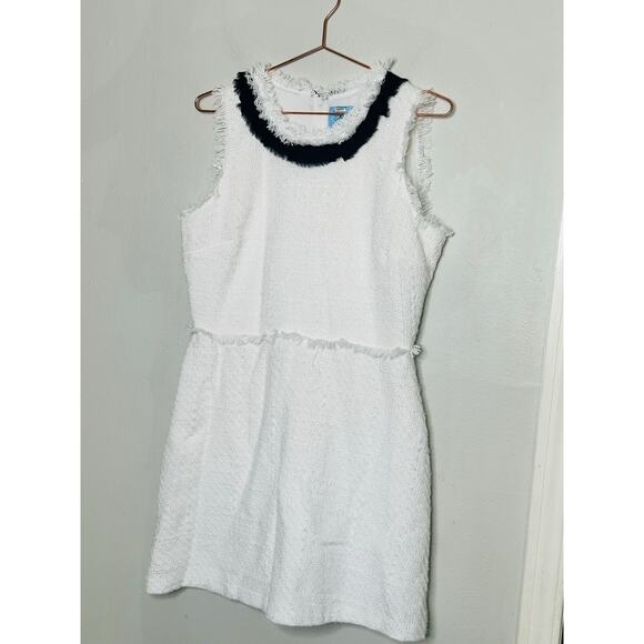 CeCe White Textured Ruffled Collar Black Trim Sleeveless Tweed Shift Dress 12 - Picture 4 of 13